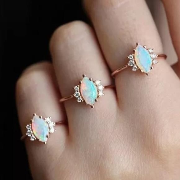 NEW GOLD OPAL DIAMOND RING, CUTE RING, SHINY RING. - Picture 4 of 5